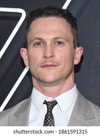 LOS ANGELES - APR 20:  Jonathan Tucker Arrives For  Starz' 'American Gods' Premiere On April 20, 2017 In Hollywood, CA