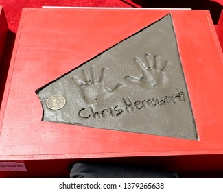 LOS ANGELES - APR 23:  Chris Hemsworth Handprints At The Avengers Cast Members Handprint Ceremony At The TCL Chinese Theater On April 23, 2019 In Los Angeles, CA