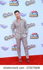 LOS ANGELES - APR 25:  Valentin Chmerkovskiy At The Radio DIsney Music Awards 2015 At The Nokia Theater On April 25, 2015 In Los Angeles, CA