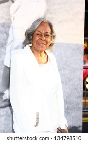 LOS ANGELES - APR 9:  Rachel Robinson Arrives At The 