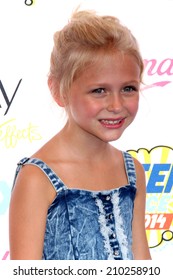 LOS ANGELES - AUG 10:  Alyvia Alyn Lind At The 2014 Teen Choice Awards Press Room At Shrine Auditorium On August 10, 2014 In Los Angeles, CA