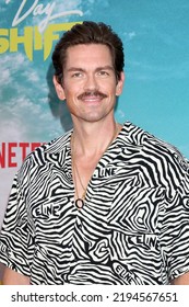 LOS ANGELES - AUG 10: Steve Howey At The Day Shift Premiere At Regal LA Live On August 10, 2022 In Los Angeles, CA