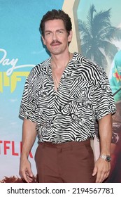 LOS ANGELES - AUG 10: Steve Howey At The Day Shift Premiere At Regal LA Live On August 10, 2022 In Los Angeles, CA