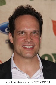 LOS ANGELES - AUG 12:  Diedrich Bader Arriving To FOX Fall Eco-Casino Party 2011  On August 12, 2011 In Culver City, CA