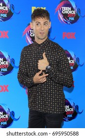 LOS ANGELES - AUG 13:  Jean Luc Bilodeau At The Teen Choice Awards 2017 At The Galen Center On August 13, 2017 In Los Angeles, CA