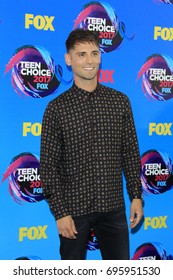 LOS ANGELES - AUG 13:  Jean Luc Bilodeau At The Teen Choice Awards 2017 At The Galen Center On August 13, 2017 In Los Angeles, CA