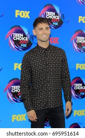 LOS ANGELES - AUG 13:  Jean Luc Bilodeau At The Teen Choice Awards 2017 At The Galen Center On August 13, 2017 In Los Angeles, CA