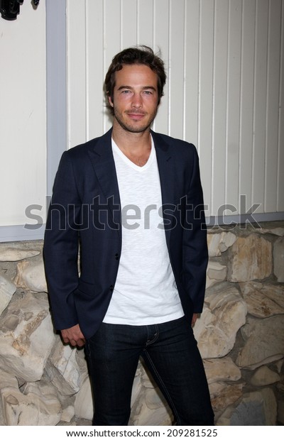 Los Angeles Aug 2 Ryan Carnes Stock Photo Edit Now 209281525