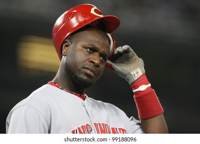 LOS ANGELES - AUG 20: Reds 2B (#4) Brandon Phillips During The Reds Vs. Dodgers Game On Aug 20 2010 At Dodgers Stadium.