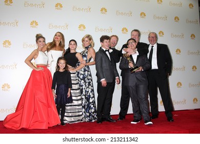 LOS ANGELES - AUG 25:  Modern Family Cast At The 2014 Primetime Emmy Awards - Press Room At Nokia Theater At LA Live On August 25, 2014 In Los Angeles, CA