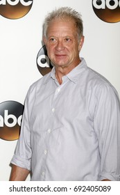 LOS ANGELES - AUG 6:  Jeff Perry At The ABC TCA Summer 2017 Party At The Beverly Hilton Hotel On August 6, 2017 In Beverly Hills, CA