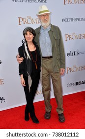 LOS ANGELES, CA. April 12, 2017: Actor James Cromwell & Wife Anna Stuart At The Premiere For 