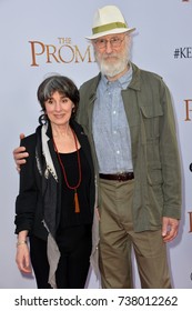 LOS ANGELES, CA. April 12, 2017: Actor James Cromwell & Wife Anna Stuart At The Premiere For 