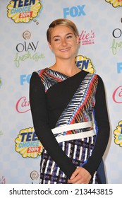 LOS ANGELES, CA - AUGUST 10, 2014: Shailene Woodley At The 2014 Teen Choice Awards At The Shrine Auditorium. 