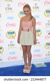 LOS ANGELES, CA - AUGUST 10, 2014: Emily Alyn Lind At The 2014 Teen Choice Awards At The Shrine Auditorium. 