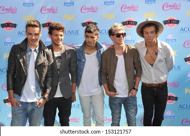 Harry Styles at Teen Choice Awards (August 11)