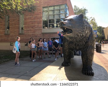 Los Angeles, CA: August 23, 2018:  Bruin Bear On The UCLA Campus With Prospective Students Present. UCLA Is A Public University.