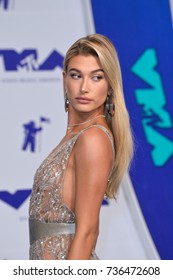 LOS ANGELES, CA - August 27, 2017: Hailey Baldwin At The 2017 MTV Video Music Awards At The 