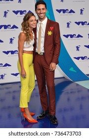 LOS ANGELES, CA - August 27, 2017: Laura Perlongo & Nev Schulman At The 2017 MTV Video Music Awards At The 