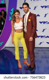 LOS ANGELES, CA - August 27, 2017: Laura Perlongo & Nev Schulman At The 2017 MTV Video Music Awards At The 