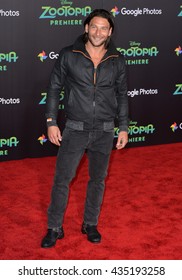 LOS ANGELES, CA - FEBRUARY 17, 2016: Actor Zach McGowan At The Premiere Of Disney's 