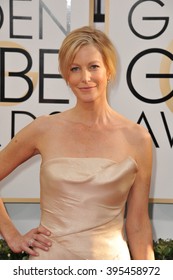 LOS ANGELES, CA - JANUARY 12, 2014: Anna Gunn At The 71st Annual Golden Globe Awards At The Beverly Hilton Hotel.