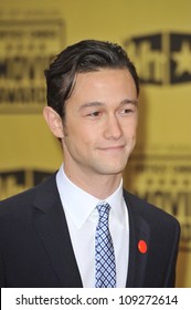 Joseph Gordon Levitt Images, Stock Photos & Vectors | Shutterstock