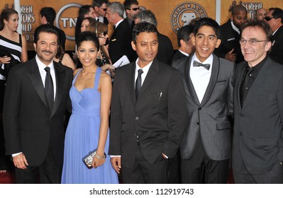 LOS ANGELES, CA - JANUARY 25, 2009: Slumdog Millionaire - Freida Pinto, Dev Patel, Director Danny Boyle, Et Al At The 15th Annual Screen Actors Guild Awards At The Shrine Auditorium, Los Angeles.