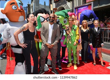 LOS ANGELES, CA - July 22, 2018: Halsey, Khary Payton, Scott Melville, Greg Cipes, Hynden Walch, Tara Strong  & Kristen Bell At The Premiere For 