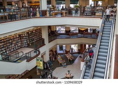 Barnes N Nobles Images Stock Photos Vectors Shutterstock