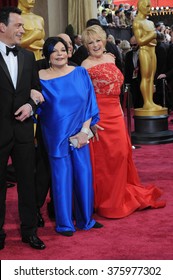 LOS ANGELES, CA - MARCH 2, 2014: Liza Minnelli & Lorna Luft At The 86th Annual Academy Awards At The Dolby Theatre, Hollywood. 