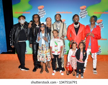 LOS ANGELES, CA. March 23, 2019: Migos, Takeoff, Quavo, Offset & Family At Nickelodeon's Kids' Choice Awards 2019 At USC's Galen Center.
Picture: Paul Smith/Featureflash