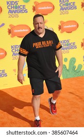 LOS ANGELES, CA - MARCH 28, 2015: Kevin James At The 2015 Kids Choice Awards At The Forum, Los Angeles.