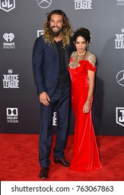 LOS ANGELES, CA - November 13, 2017: Jason Momoa & Lisa Bonet at the world premiere for "Justice League" at The Dolby Theatre, Hollywood
