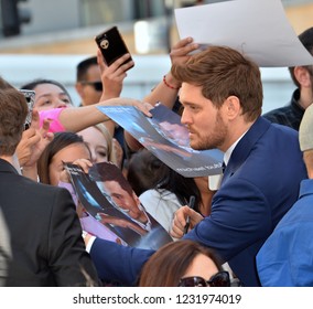 LOS ANGELES, CA. November 16, 2018: Michael Buble At The Hollywood Walk Of Fame Star Ceremony Honoring Singer Michael Bublé.
Pictures: Paul Smith/Featureflash