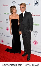 LOS ANGELES, CA. October 06, 2018: Harry Hamlin & Lisa Rinna  At The 2018 Carousel Of Hope Ball At The Beverly Hilton Hotel.
