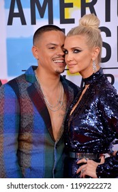 LOS ANGELES, CA. October 09, 2018: Ashlee Simpson & Evan Ross At The 2018 American Music Awards At The Microsoft Theatre LA Live.
