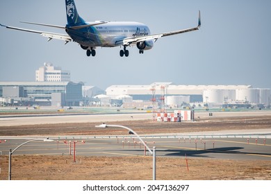 Los Angeles, CA: September 14, 2021:  An Alaska Airlines Passenger Plane Landing At Los Angeles International Airport (LAX).  Alaska Airlines Was Founded In 1932.