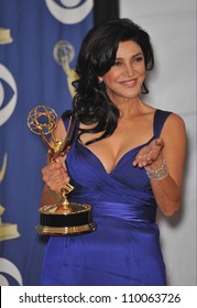 LOS ANGELES, CA - SEPTEMBER 20, 2009: Shohreh Aghdashloo At The 61st Primetime Emmy Awards At The Nokia Theatre L.A. Live.