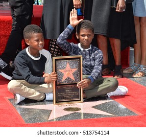 LOS ANGELES, CA. September 7, 2016: Usher's Sons Naviyd Ely Raymond & Usher Raymond V At Usher's Hollywood Walk Of Fame Star Ceremony.