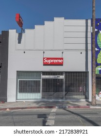 Los Angeles, CA, USA – June 27, 2022: Exterior Of Supreme Apparel Store On Fairfax Boulevard In Los Angeles, CA.