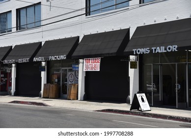 Los Angeles, CA USA - May 13, 2021: Retail Stores For Lease In Downtown LA.  Many Stores Are Empty Downtown That Did Not Reopen After Lockdowns