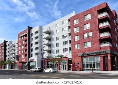 LOS ANGELES, CALIFORNIA - 05 FEB 2020: Apartment Buildings And Shops On Broadway In The Heart Of Chinatown.