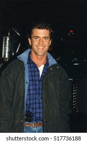 LOS ANGELES, CALIFORNIA - Exact Date Unknown - Circa 1990 - Mel Gibson On A Street In L.A. 