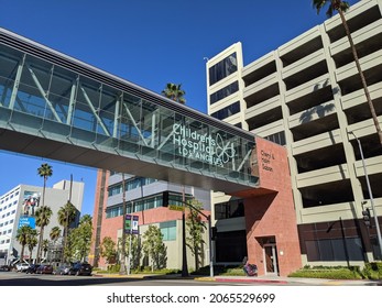 Los Angeles, California - October 28, 2021: The Children's Hospital Skybridge On Sunset Boulevard