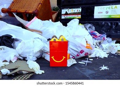 Los Angeles, California - October 6, 2019: RecycLA UWS Universal Waste Systems Inc. Container With Garbage On The Street In Los Angeles