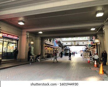 Los Angeles, California / United States - 2019-12-27 : Historic Alleyway In Downtown Los Angeles