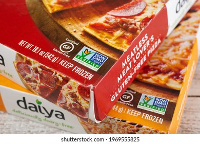 Los Angeles, California, United States - 04-26-2021: A Closeup View Of The Non GMO Project Verified Logo On The Corner Of Frozen Daiya Pizza Boxes.