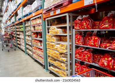 Los Angeles, California, United States - 03-01-2022: A View Looking Down The Costco Bread Aisle, Seen At A Local Big Box Grocery Store.