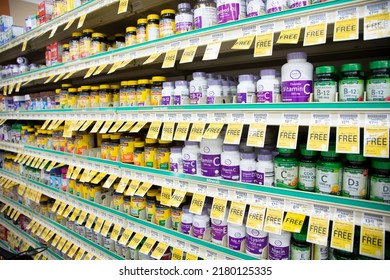 Los Angeles, California, United States - 05-20-2022: A View Of The Vitamin Aisle Seen At A Local Grocery Store.